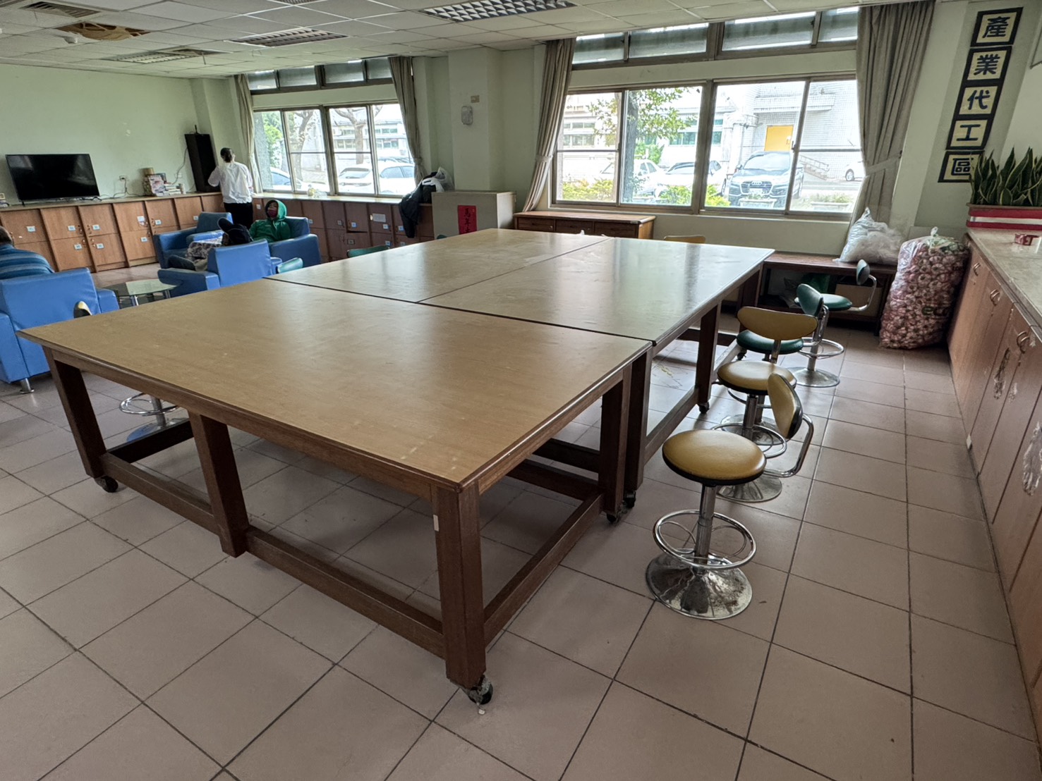 寬敞潔淨的工作訓練場